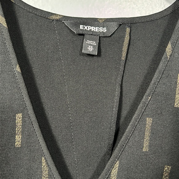 Express Black Satin Gold Shimmer Print Sleeveless Back Tie Top Blouse size XS - Picture 6 of 16